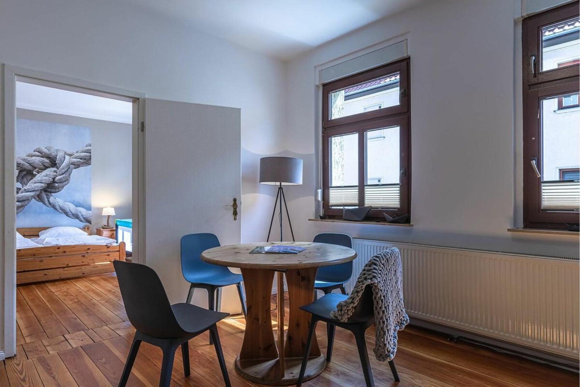 Hafenhaus Bootsquartier Daire Waren  Dış mekan fotoğraf